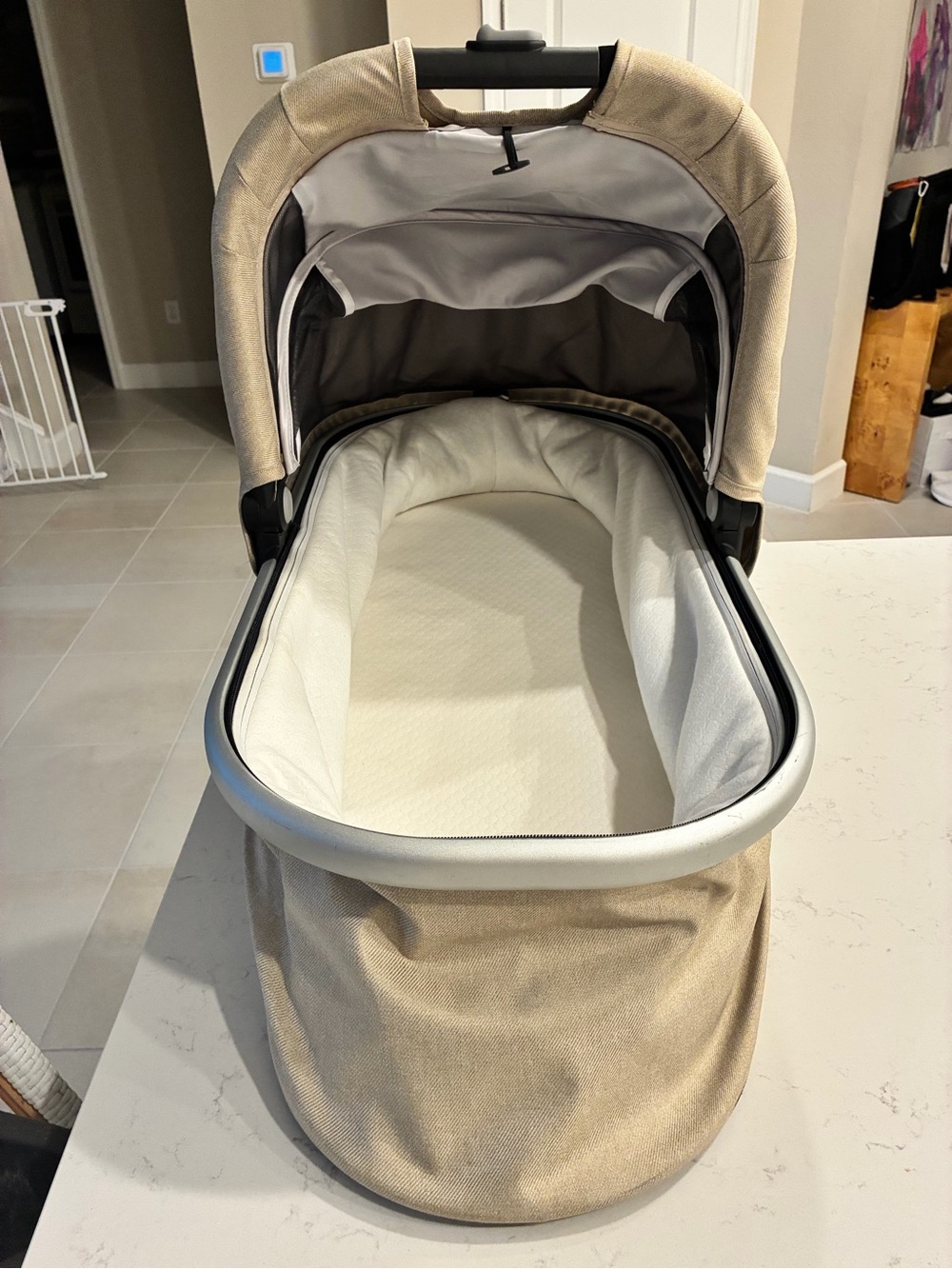 Uppababy Vista V2 Bassinet attachment